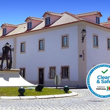 Casa Do Largo - Golega - Turismo De Habitacao Hotel Luaran gambar