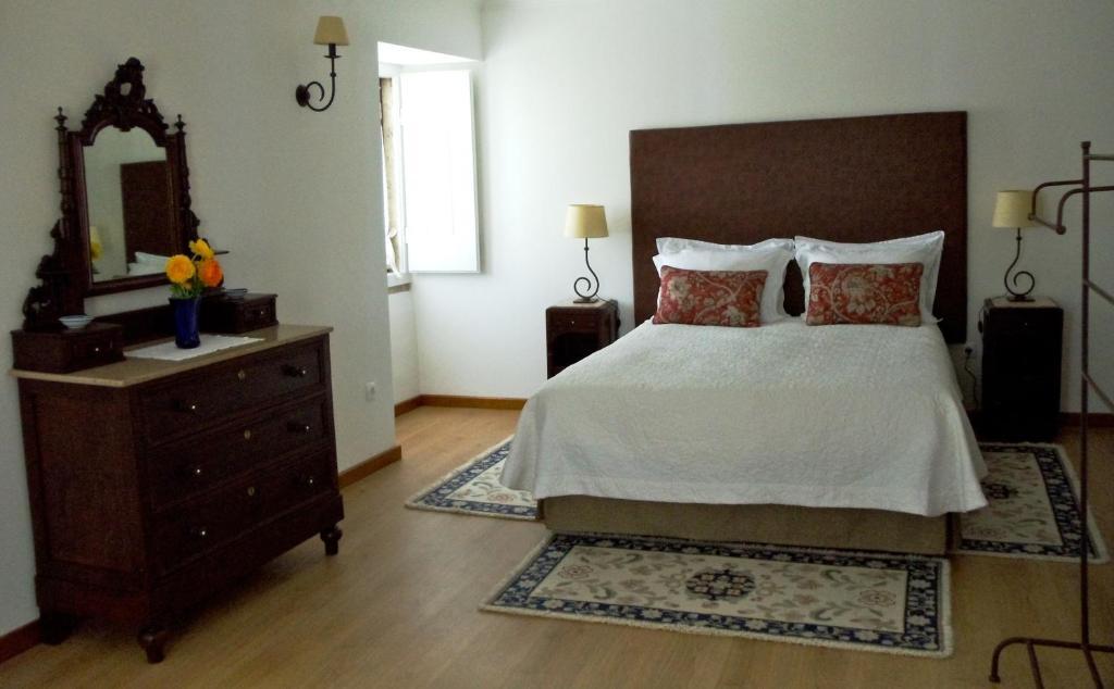 Casa Do Largo - Golega - Turismo De Habitacao Hotel Bilik gambar